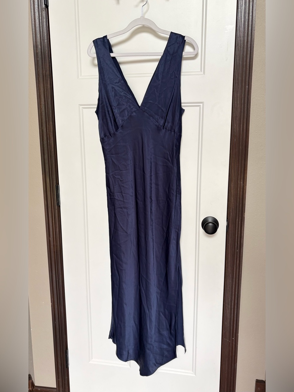Rails Monique Navy Blue Satin Back Crepe Midi Slip Dress Asymmetrical Hem Sz M - Picture 9 of 16